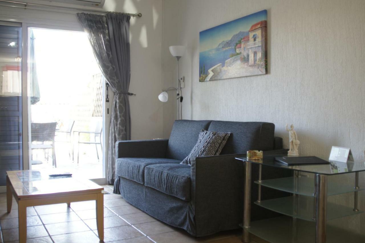 Family Paradise- Luxury Combined With Home Comfort パ フォス エクステリア 写真